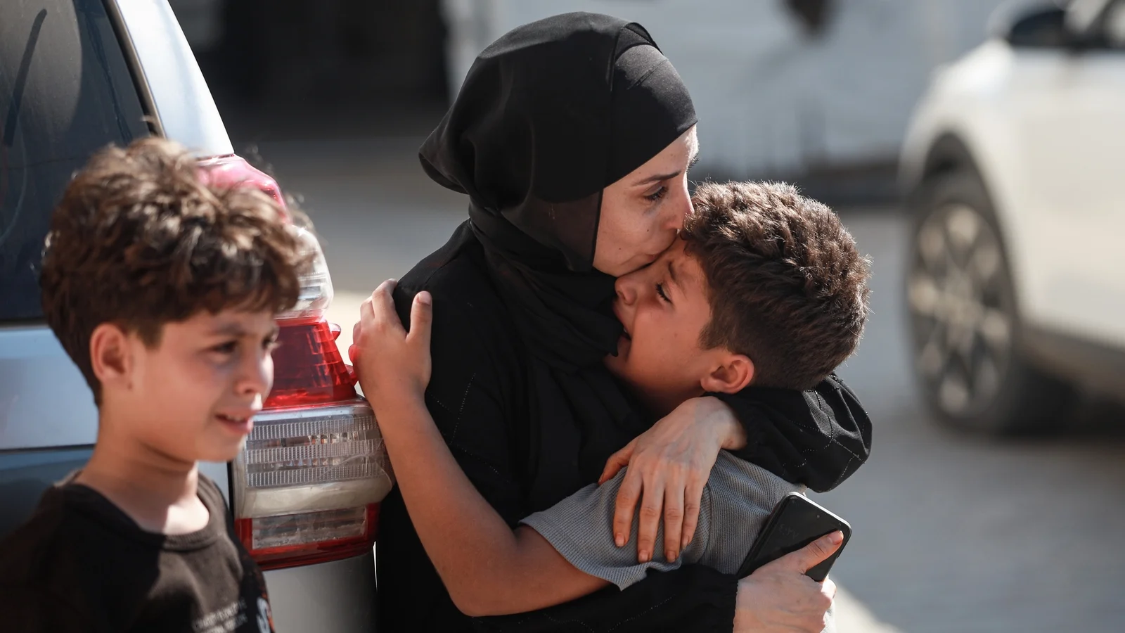 Israeli Strikes Kill 12 in Gaza