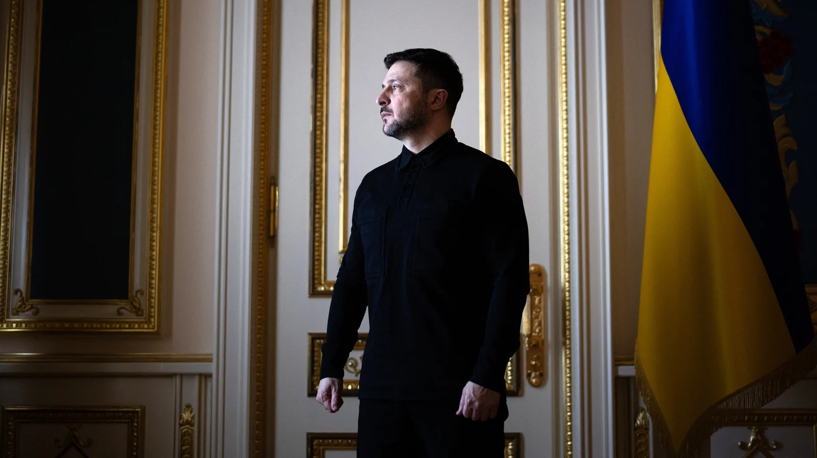 Zelensky Dismisses Army Chief Amid Protests