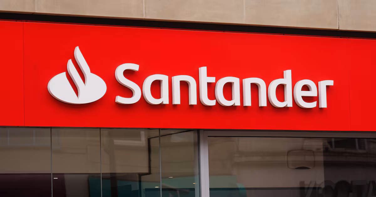 Santander vows not to shut more branches before 2028