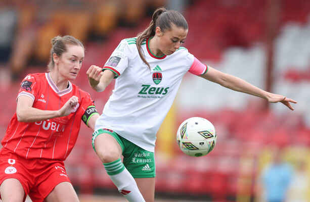 Eva Mangan Signs Professional Contract with Cork City