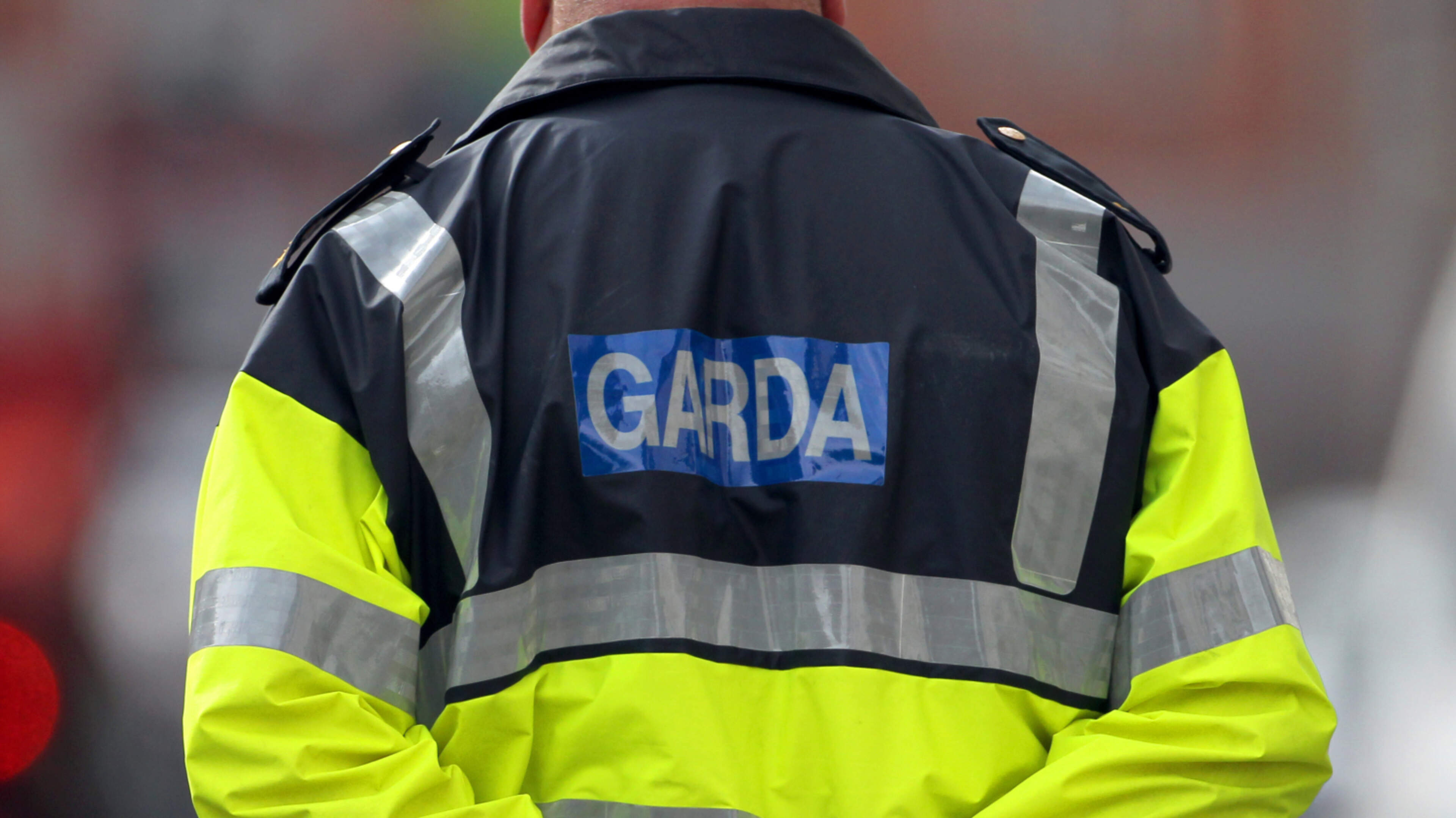 Gardaí Investigate Fraud and Burglaries in Ennis