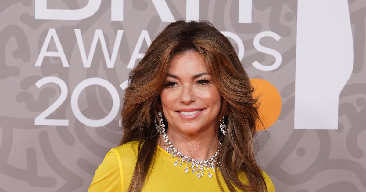 Shania Twain Misses Swift's Wedding for Harry Styles