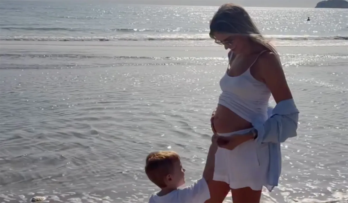 Louise Cooney Shares Calmness in Second Pregnancy