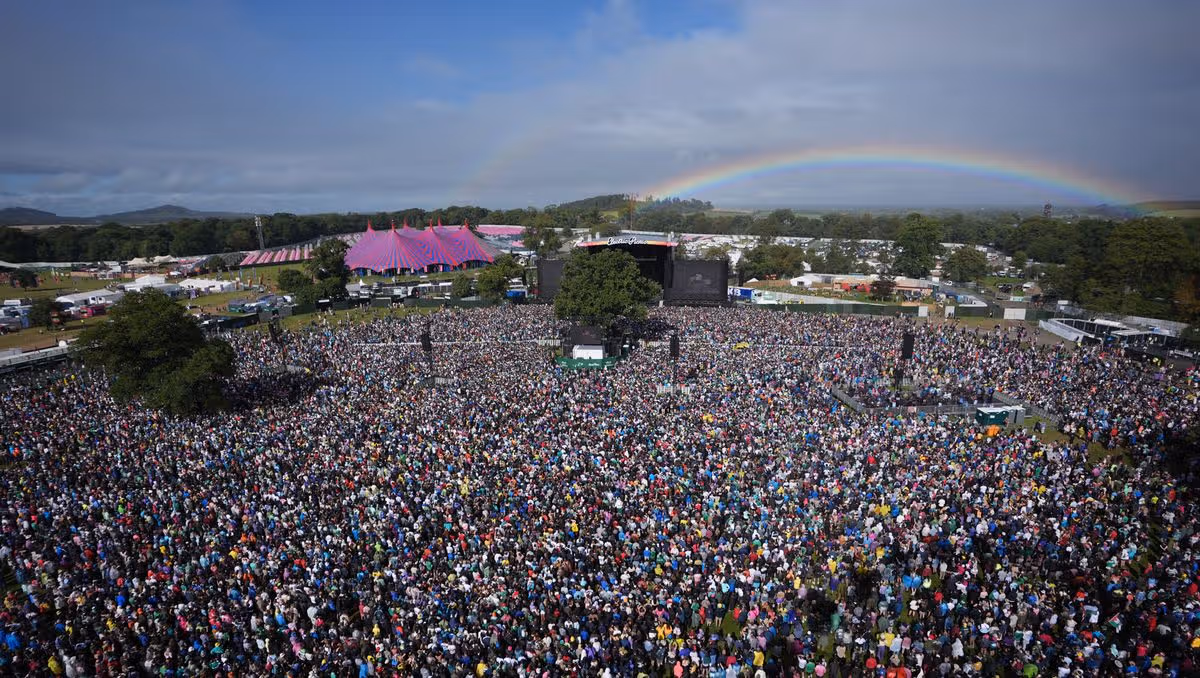 Last-chance Electric Picnic tickets for Three customers