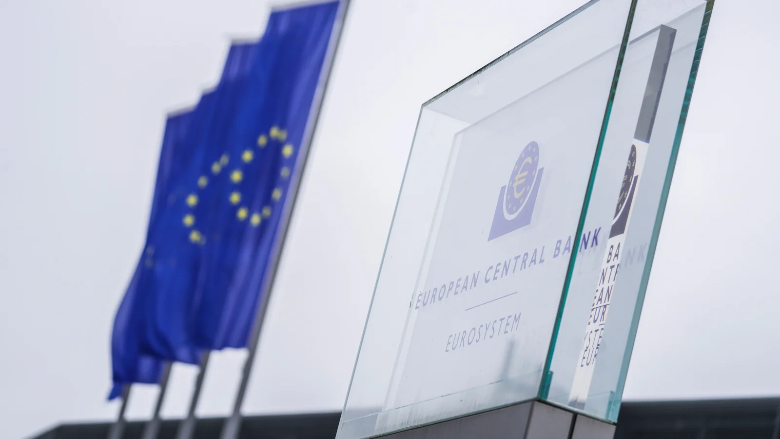 European Central Bank Keeps Interest Rates Unchanged