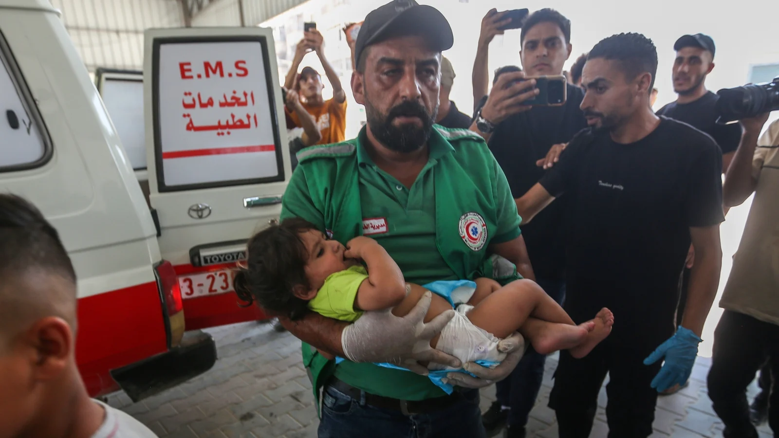 Gaza rebuilding costs over €60 billion, Oxfam reports