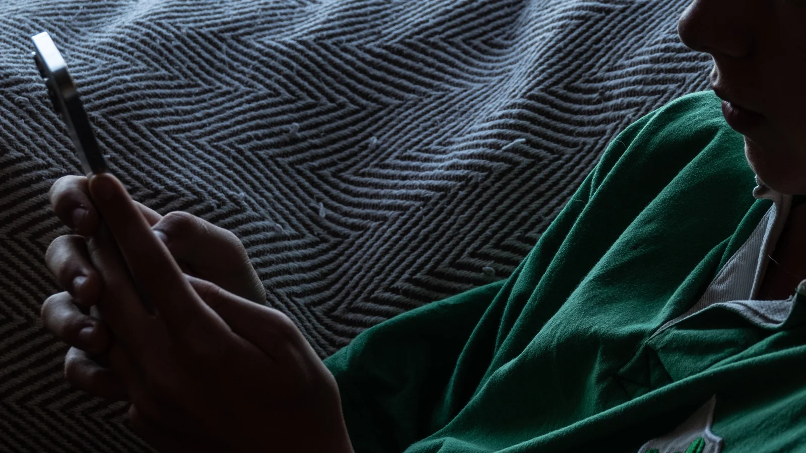 EU renews powers for child abuse detection