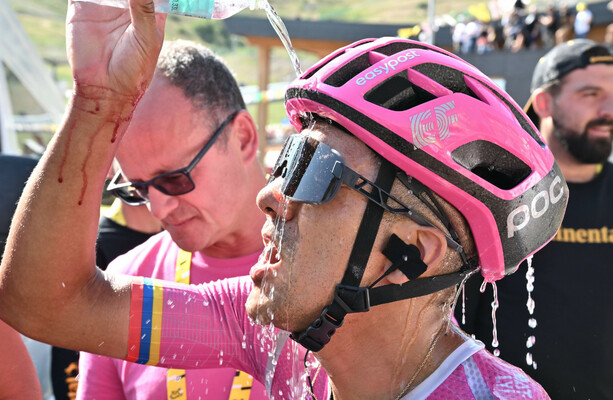 Richard Carapaz Wins 18th Stage of Tour de France