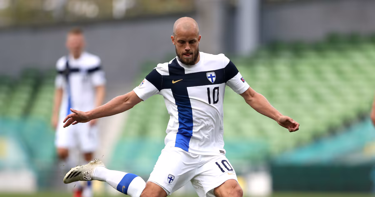 Teemu Pukki shines in Coleraine's heavy defeat