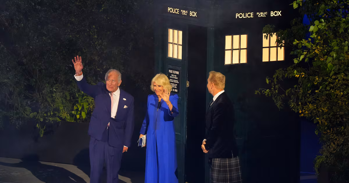 King and Queen Open Commonwealth Games in Glasgow