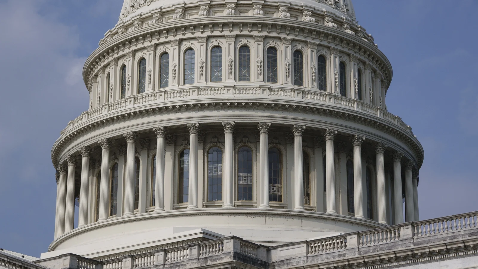US imposes new tariffs on 60 trading partners
