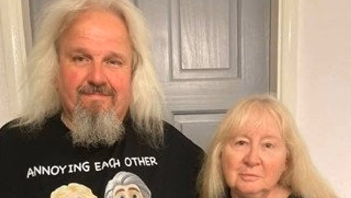 Couple killed in anniversary road trip crash