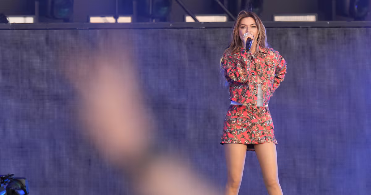 Shania Twain's New Album Described as Healing Journey