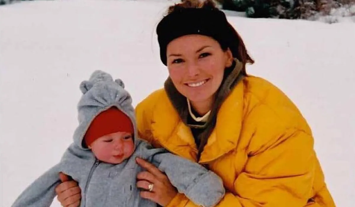 Shania Twain Celebrates New Album with Son's Clip