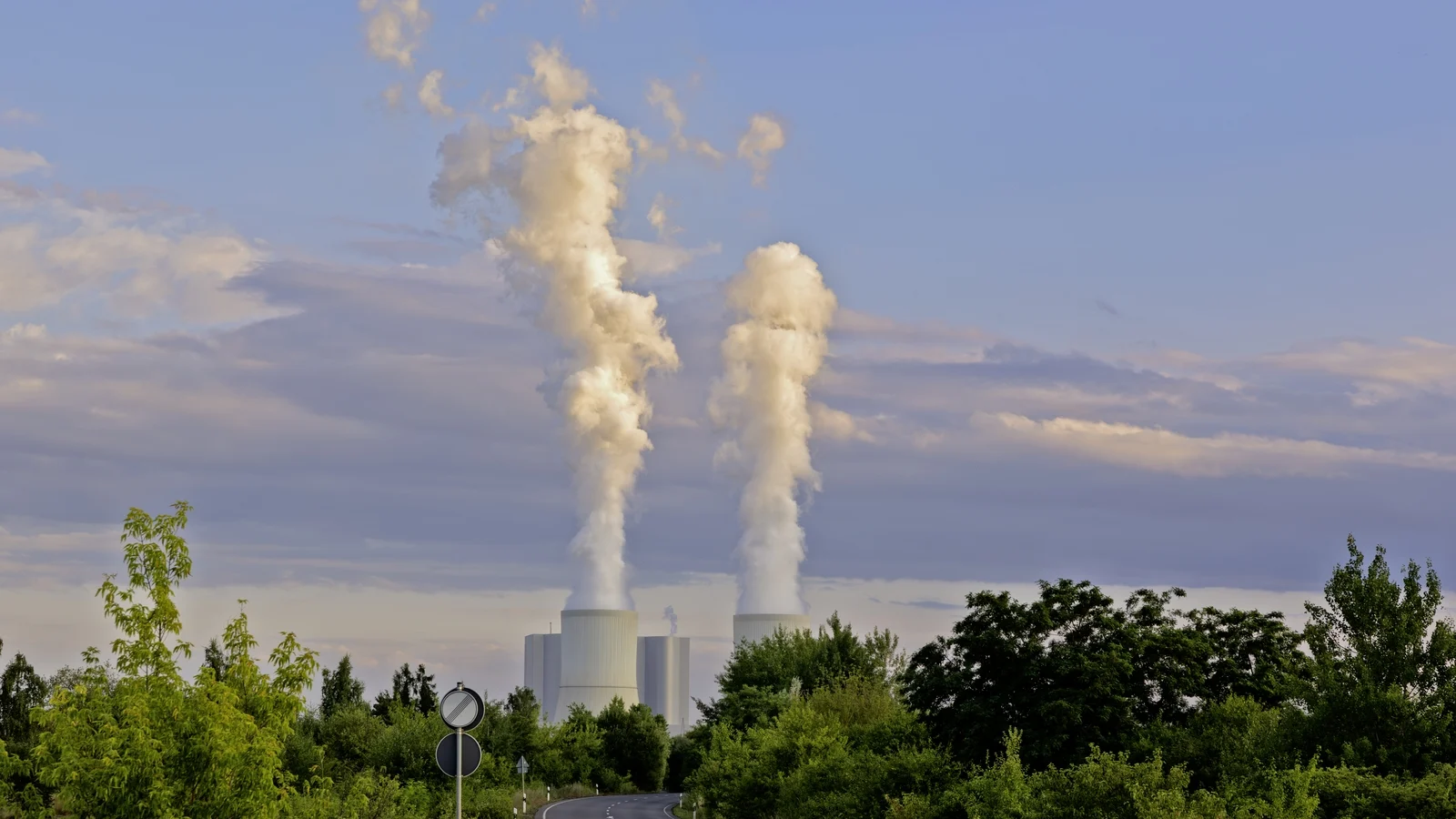 EU Climate Reform Talks Begin Amid Divisions