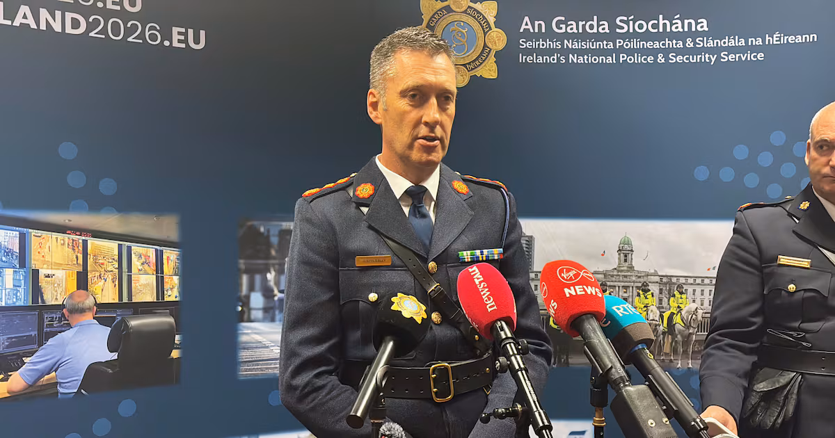 Garda Intercepts Significant Bomb Near Irish Border