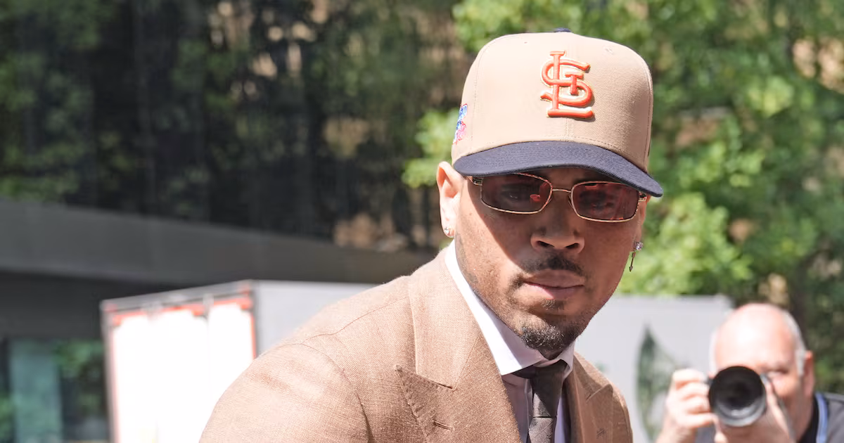 Chris Brown pleads guilty to affray in London