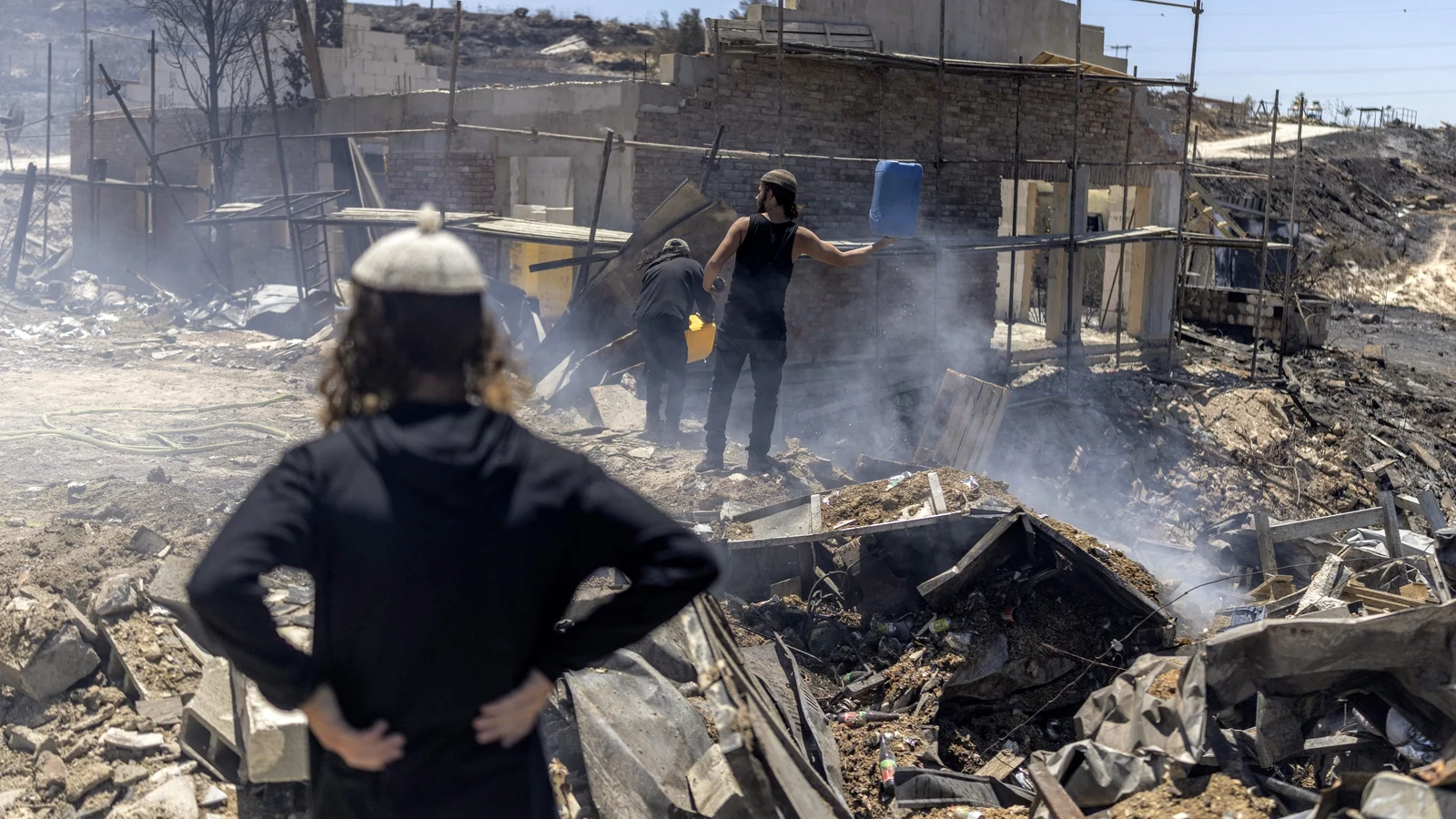 Netanyahu orders new West Bank settler outposts