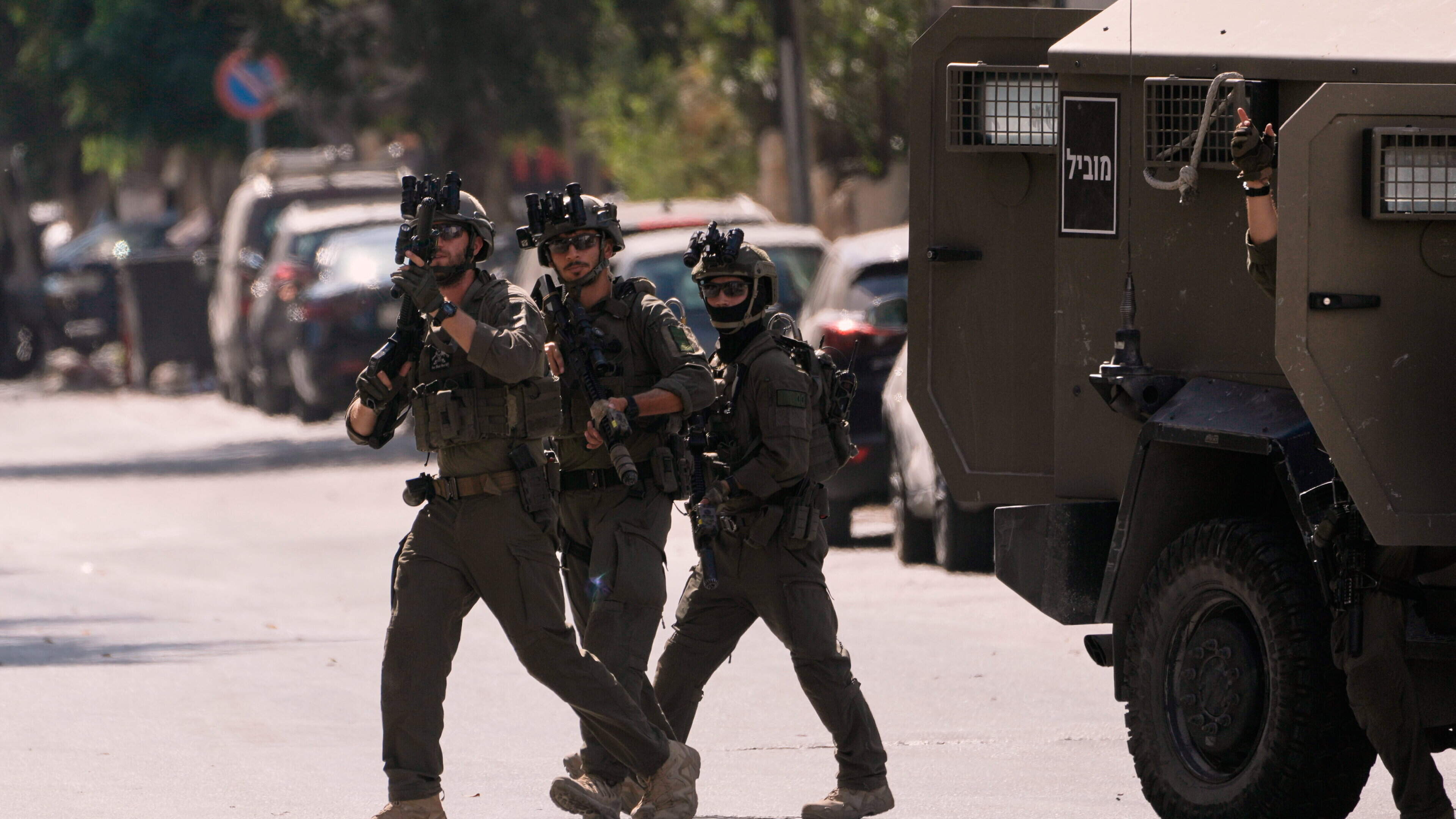 Clash near Nablus kills four Palestinians, two soldiers