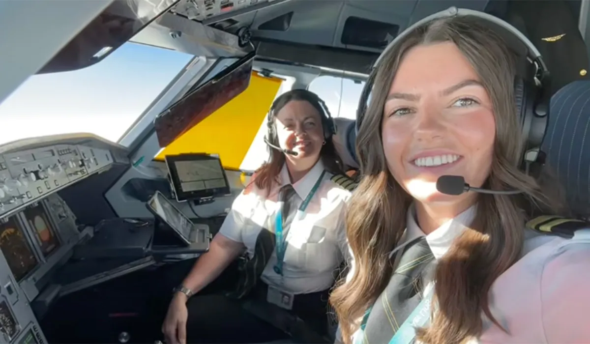 Mum and daughter pilots make Aer Lingus history