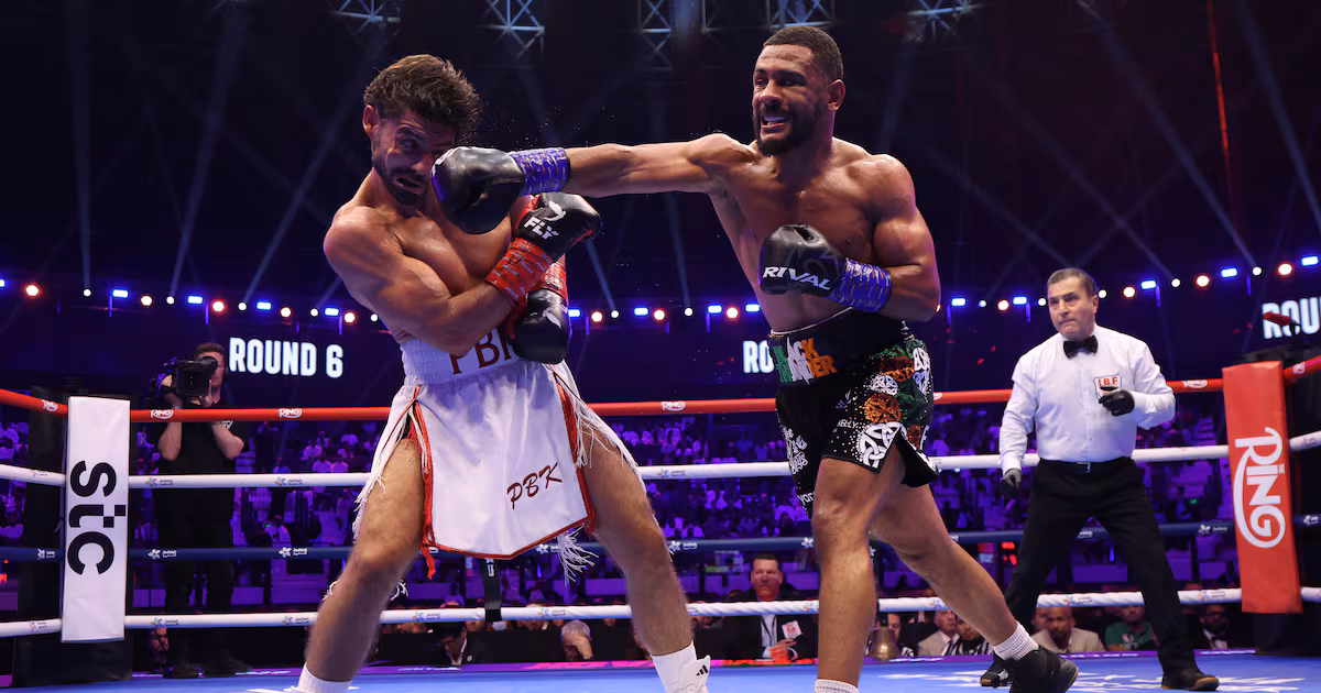 Caoimhin Agyarko loses title fight to Josh Kelly
