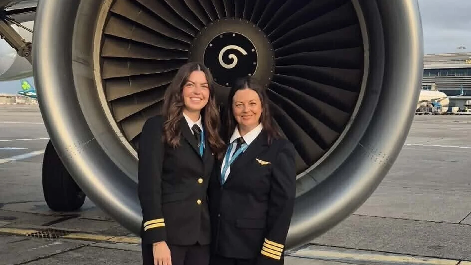First Mother-Daughter Pilot Duo in Aer Lingus