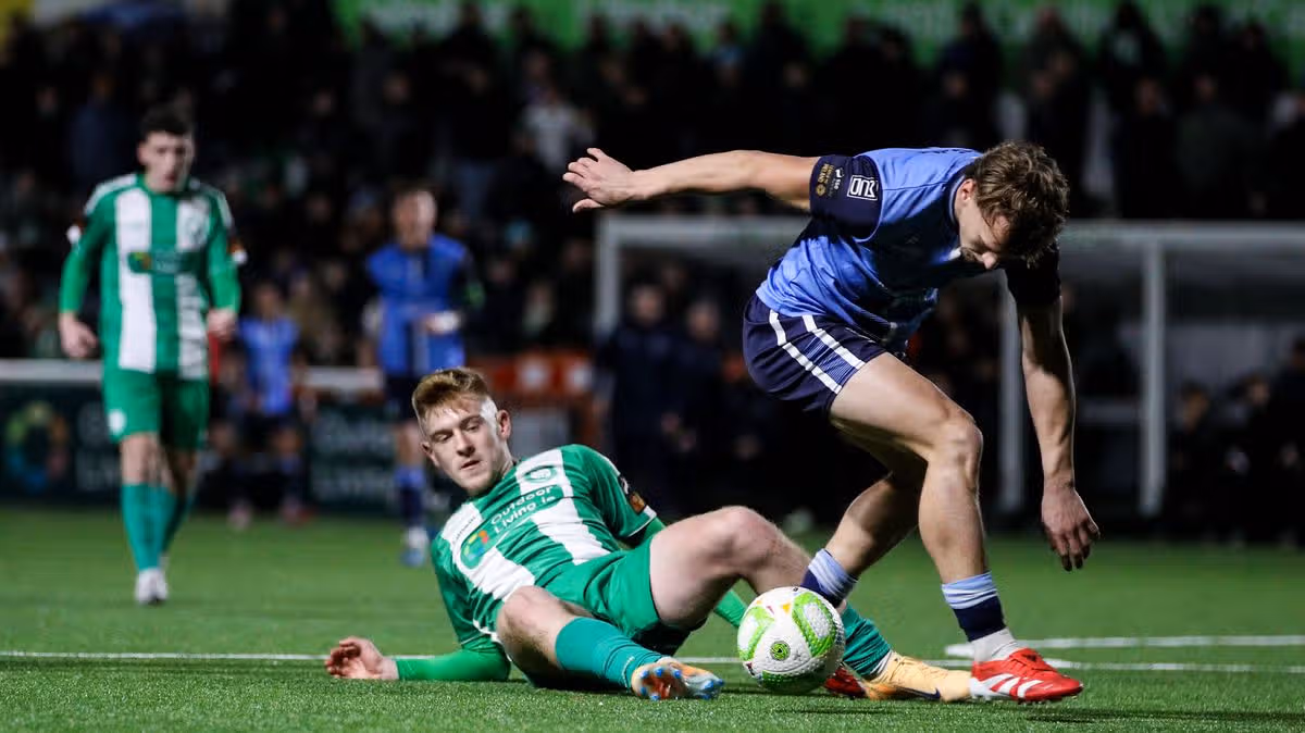 Grimsby Town signs Cian Doyle from Bray Wanderers