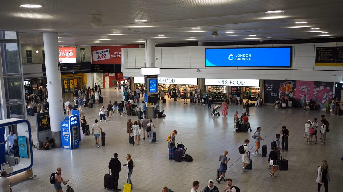 Gatwick Airport Water Supply Disruption Resolved