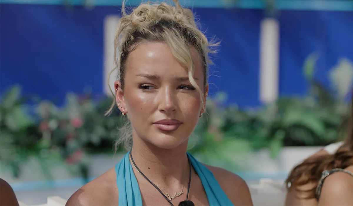Charleen Murphy Returns to Love Island