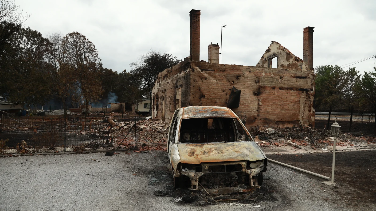 Farmers Assist in Battling French Wildfire