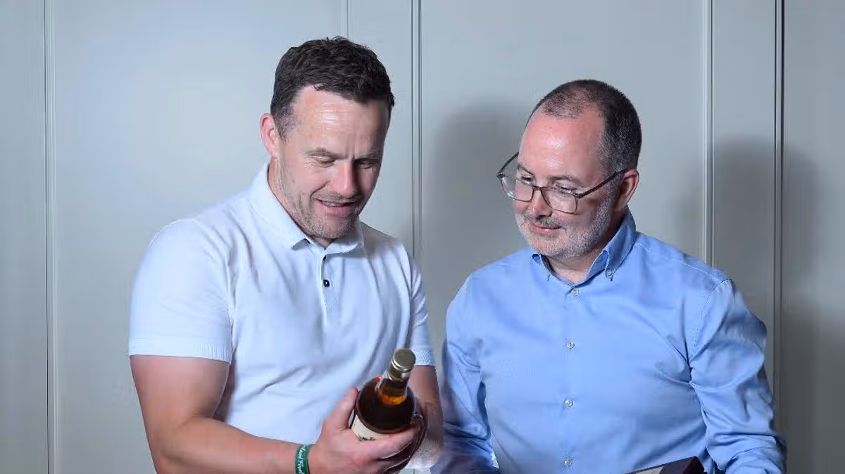 Mayo manager receives unique whiskey gift
