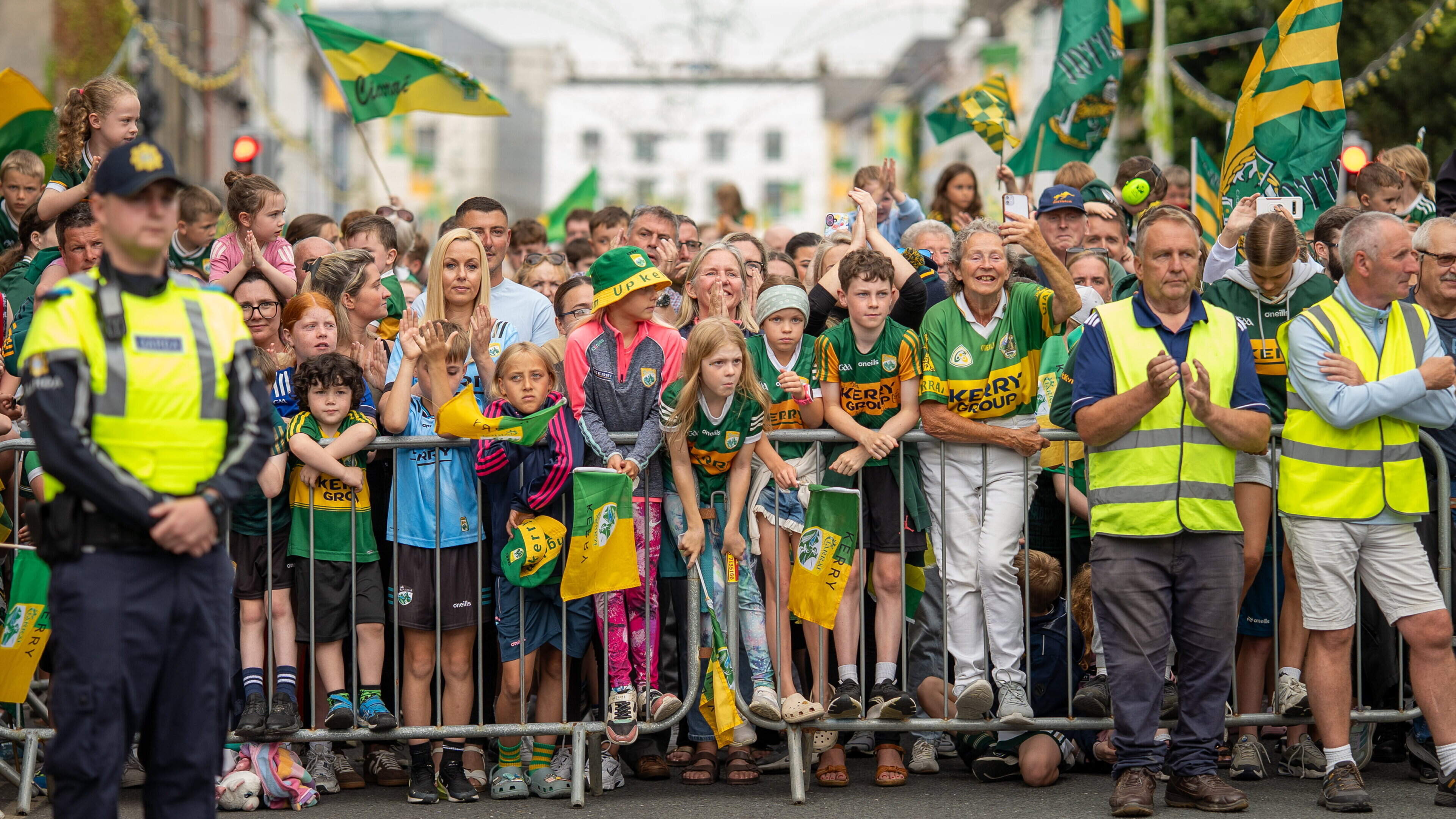 Kerry Fans Welcome Team After All-Ireland Final Loss