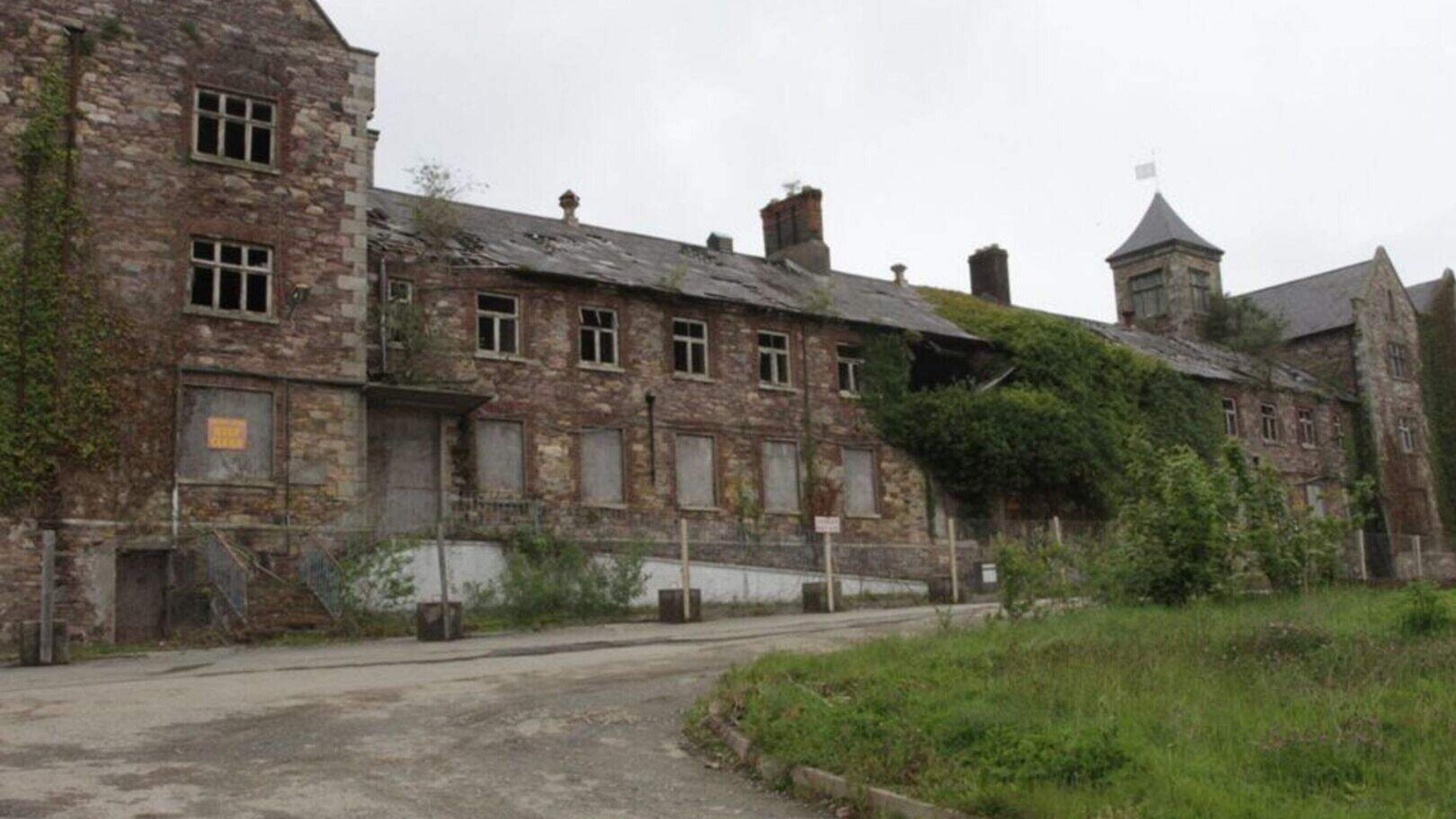 HSE Owes €400,000 in Site Levies