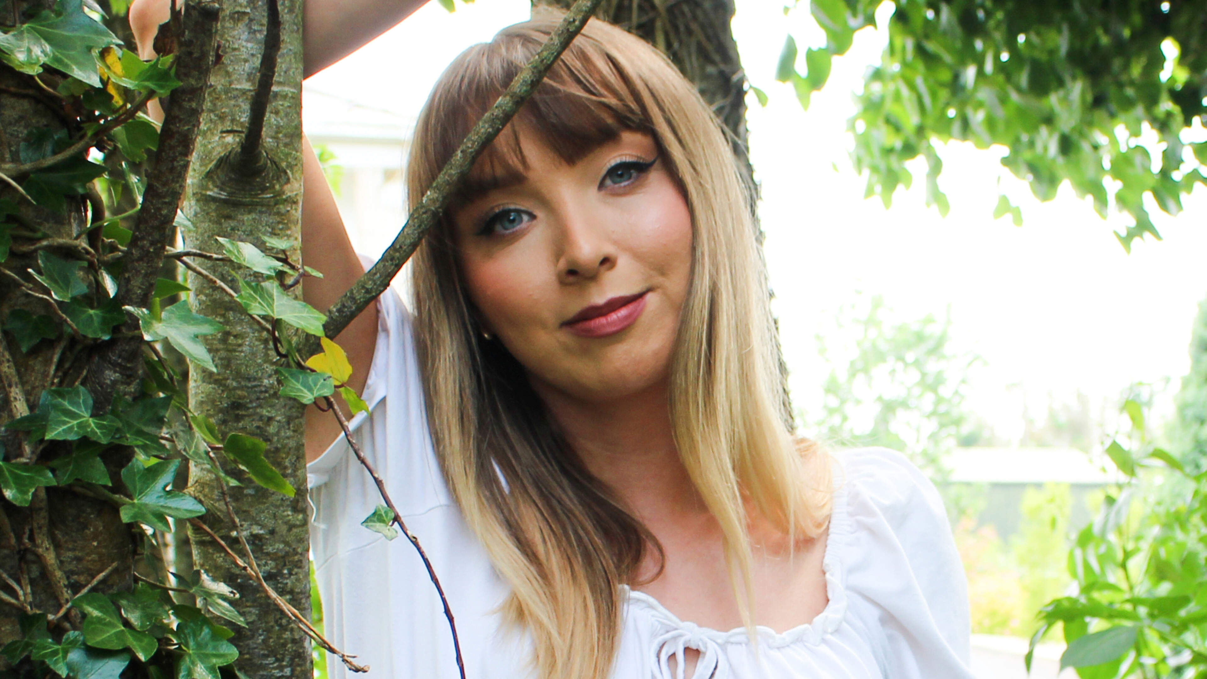 Lisa Murray Releases Bilingual Song 'Céim ar Chéim'