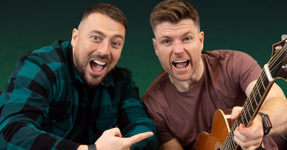 The 2 Johnnies to Headline Féile an Phobail
