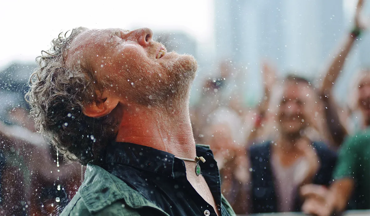 Irish Musician Glen Hansard Passes Away at 56