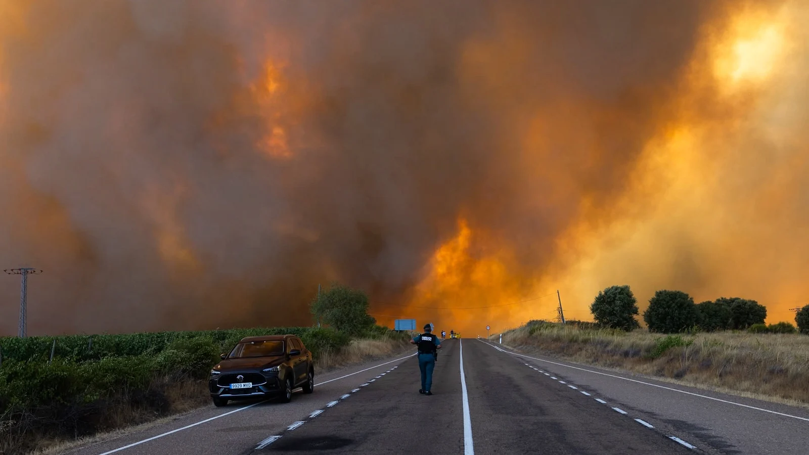 Spanish Blaze Stabilises Amid French Heatwave