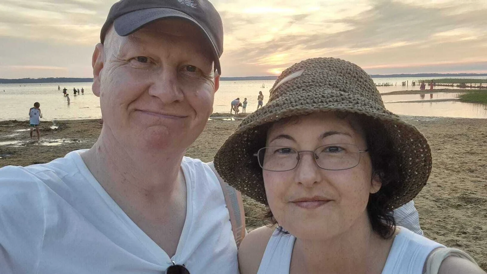 Irish Family Flees Wildfire in France
