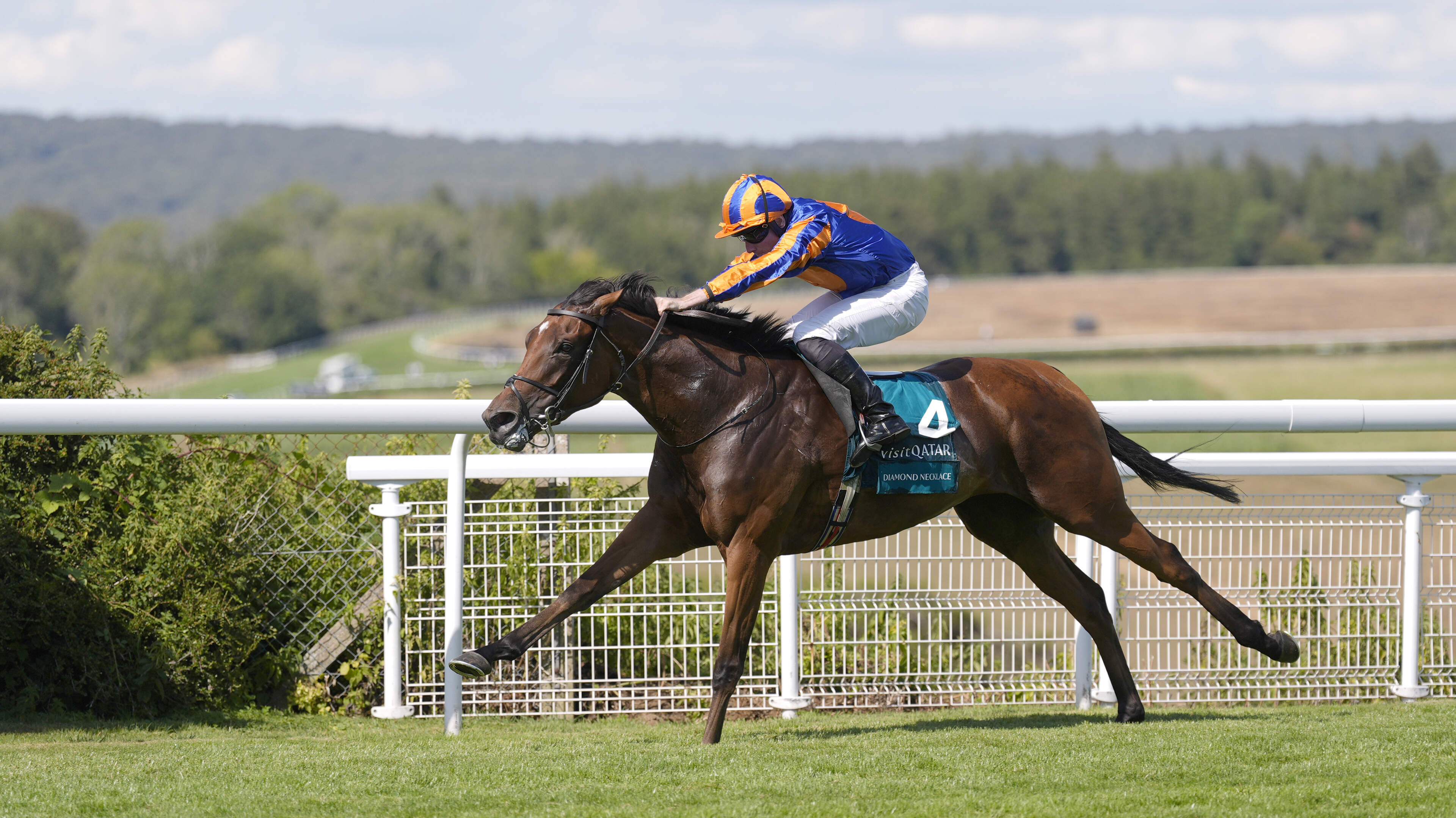 Diamond Necklace Wins Qatar Nassau Stakes at Goodwood