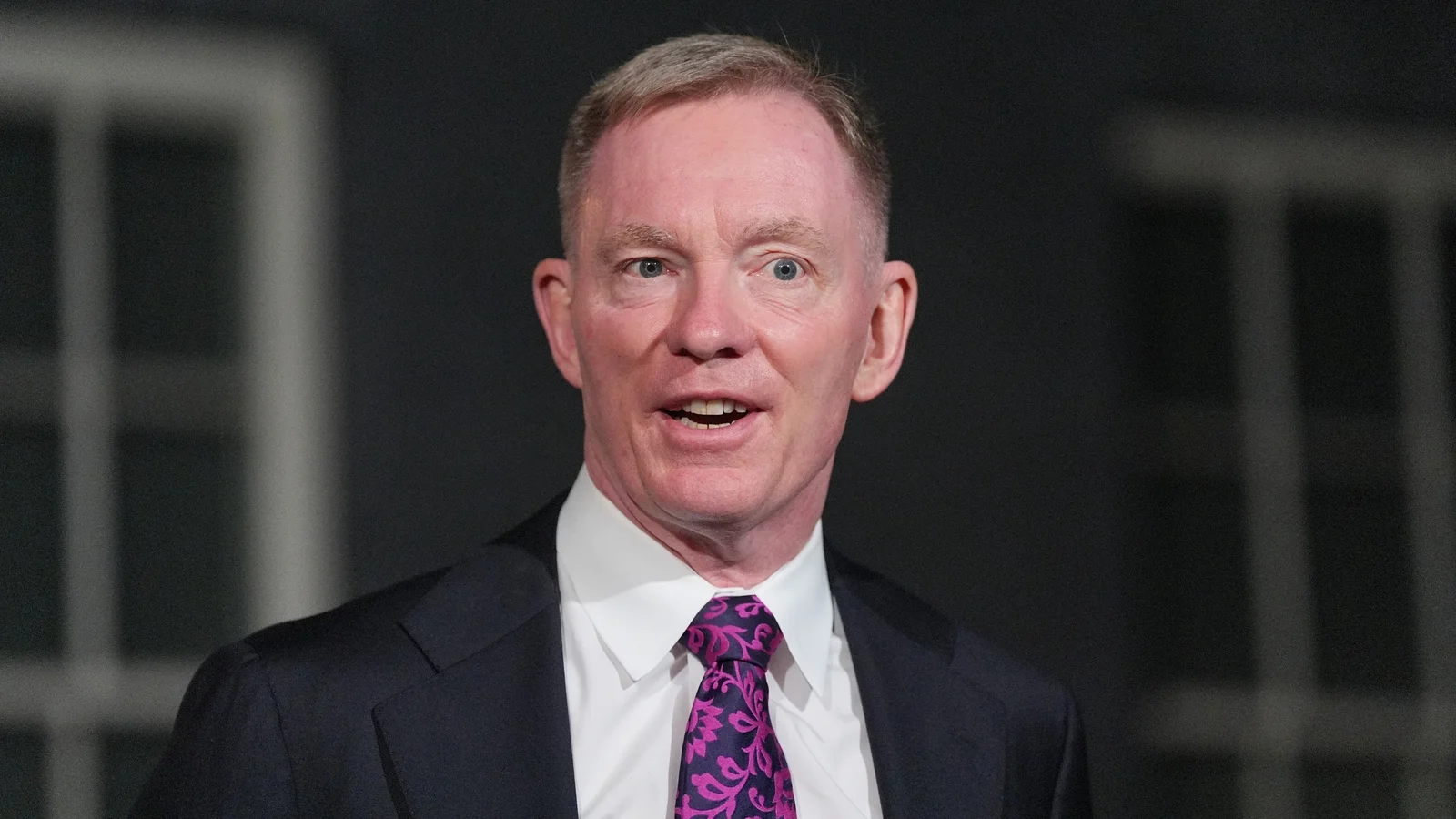 Bryant visits Stormont, no budget decisions expected