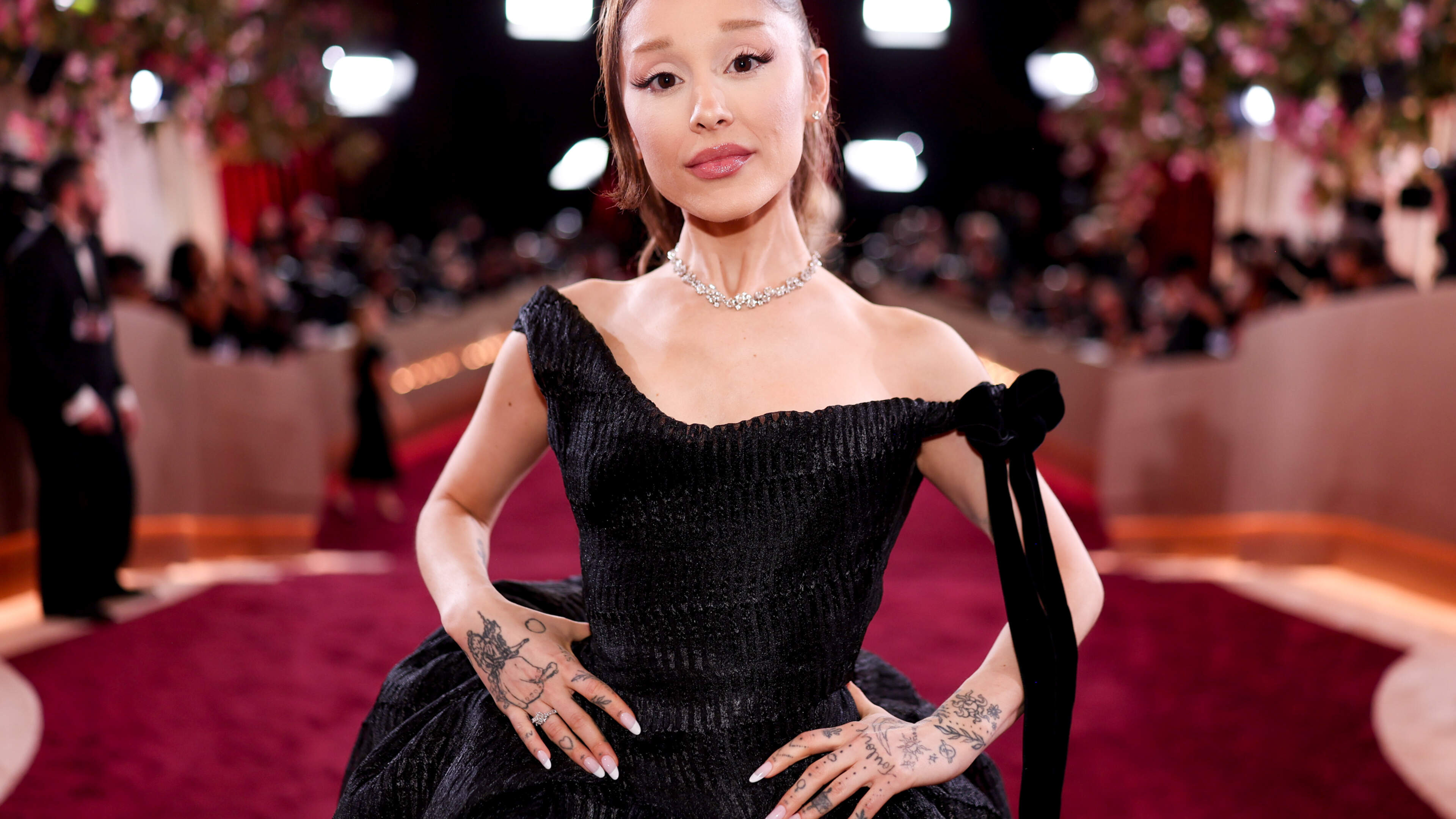 Ariana Grande and Extreme Thinness Discussion
