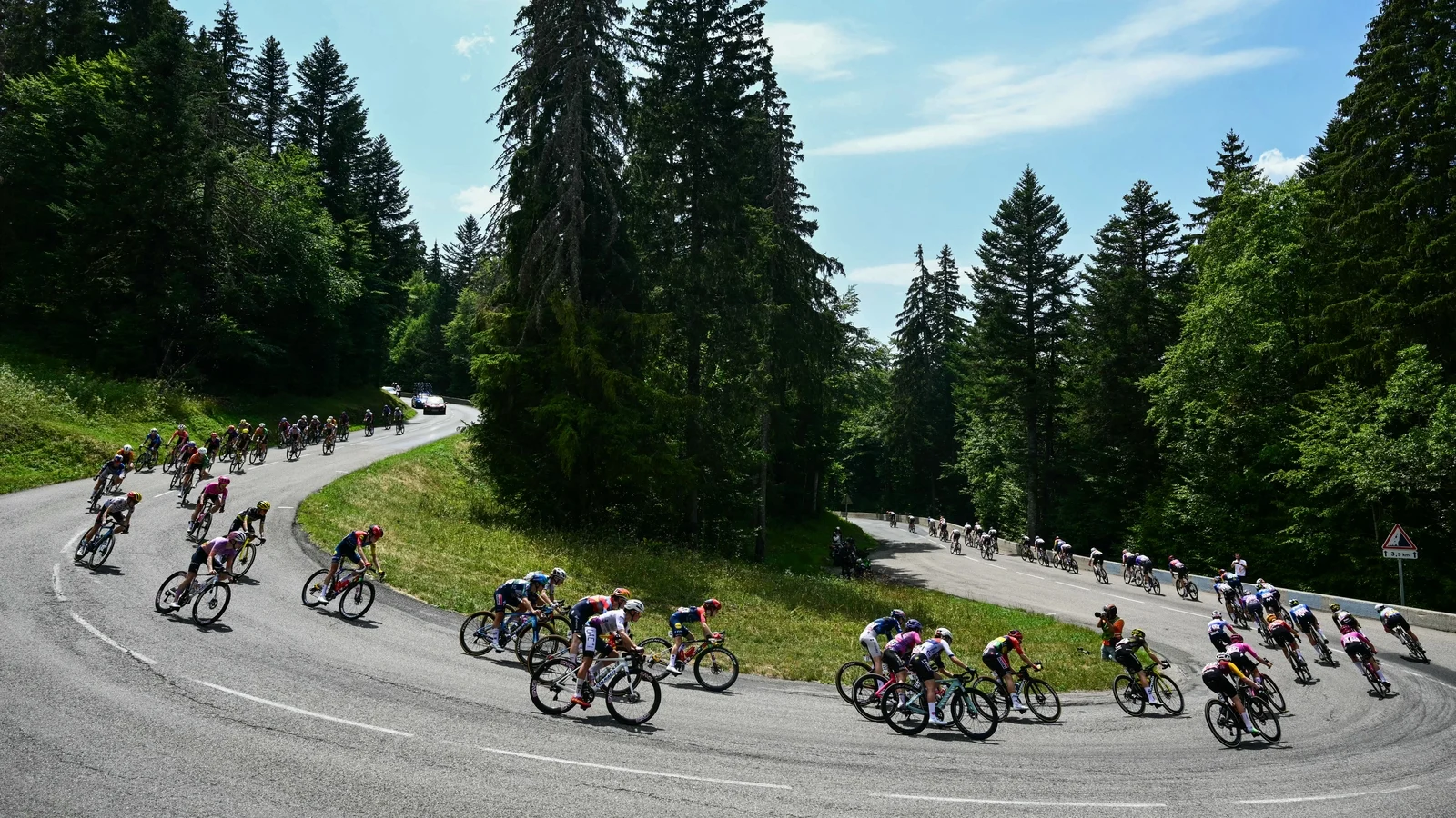 Padded Bra Concerns at Tour de France Femmes