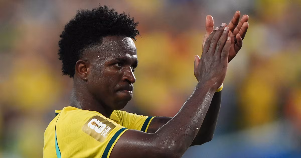 Mourinho advises Vinicius Junior to stay happy