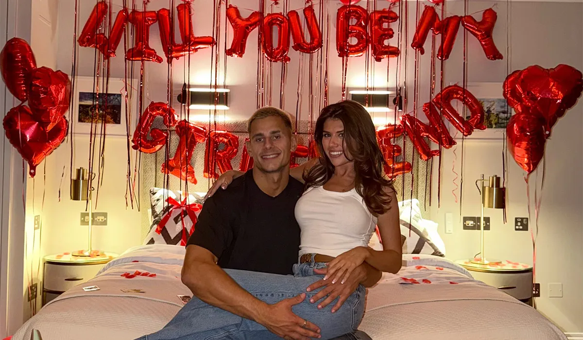Love Island Star Makes Relationship Official