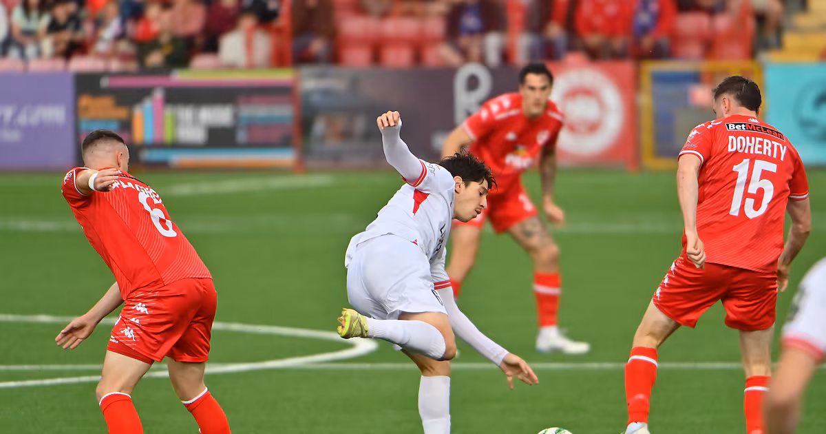 Shamrock Rovers Win 3-1, Larne Held to Draw