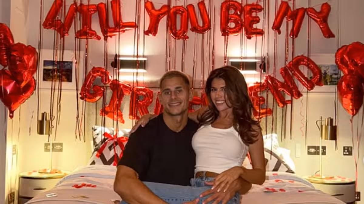 Fitzy and Lola Officially Become a Couple