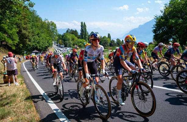 Vollering Wins Stage, Reusser Maintains Lead