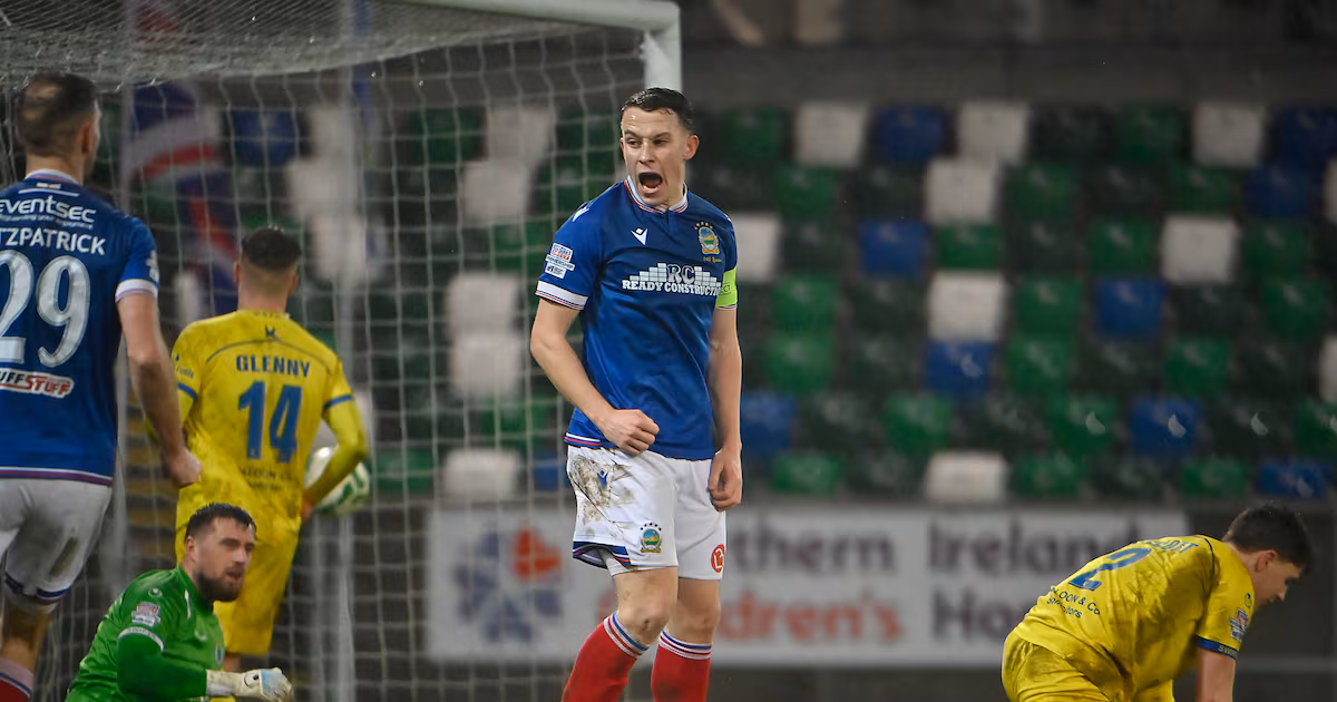Dungannon Swifts Aim for Top Six Finish