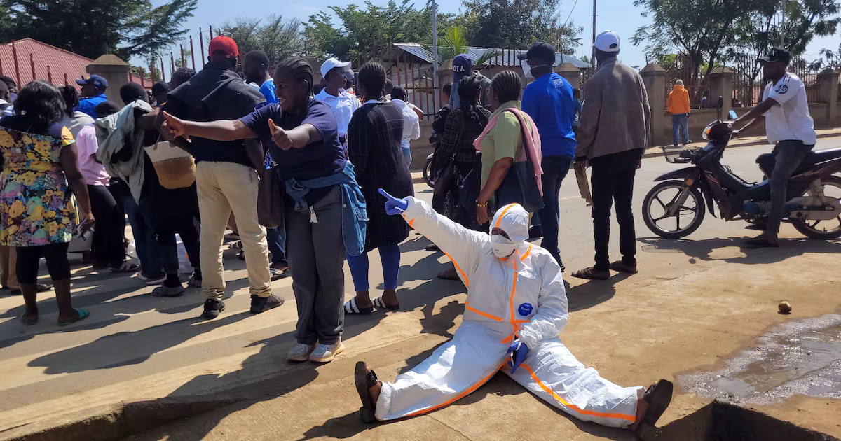 Ebola outbreak health workers protest unpaid wages