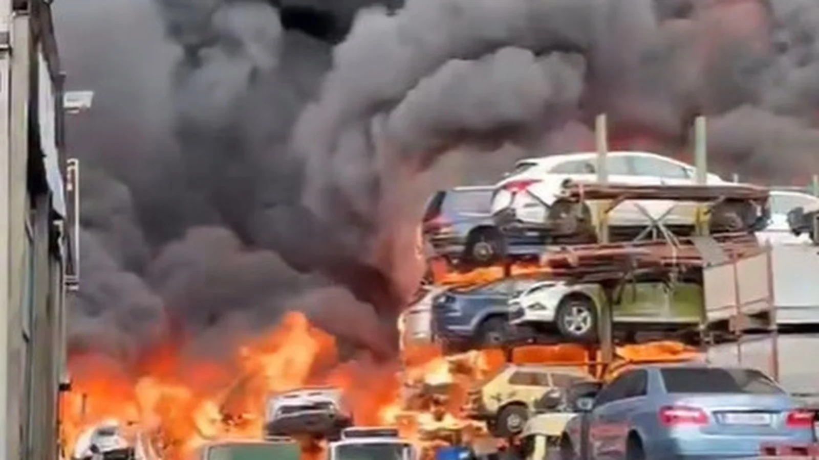 Firefighters Battle Blaze at Dublin Scrapyard